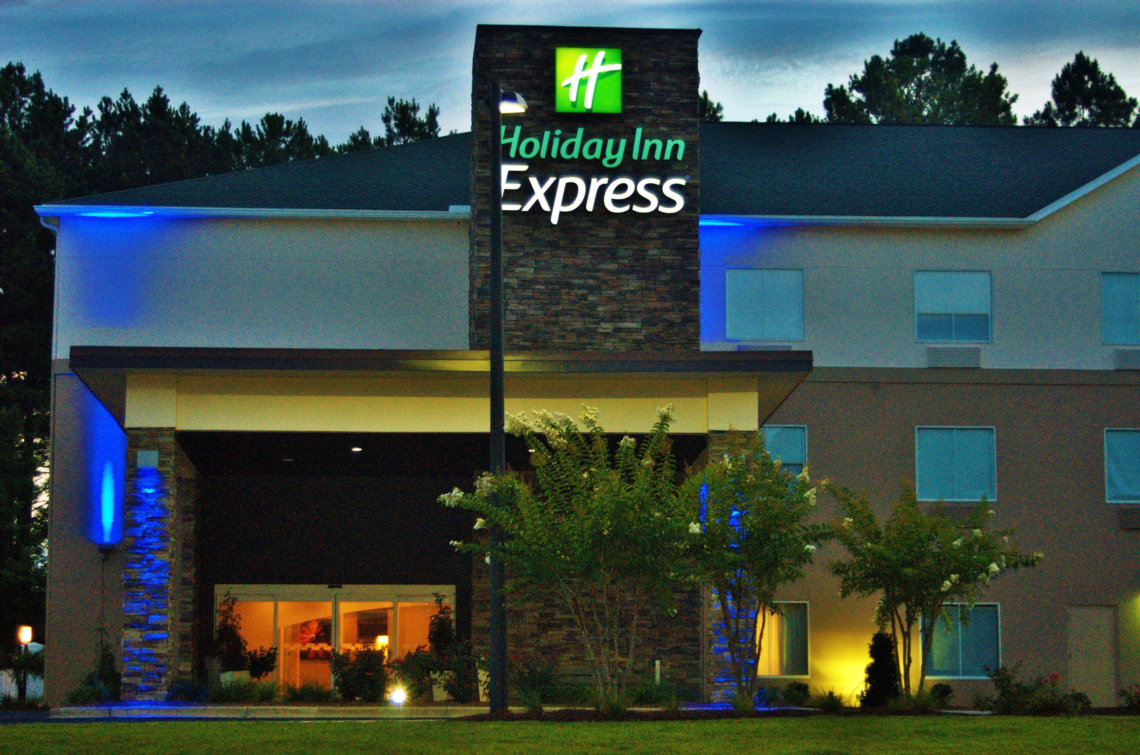 Holiday Inn Express Defuniak Springs By Ihg Екстериор снимка